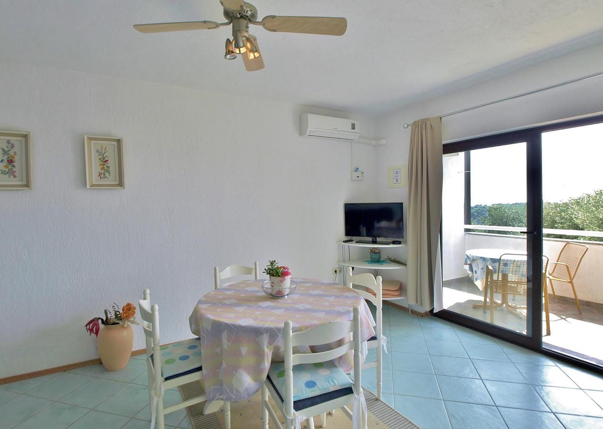 Apartments Eufemija Rab Town Exterior photo